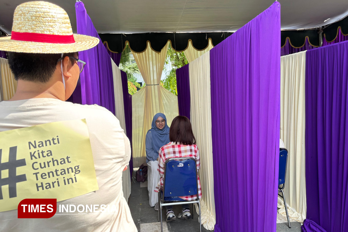 Bahaya Fenomena Self-Diagnosis, Fakultas Psikologi Unair Jemput Bola Gelar Pojok Curhat dan Edukasi Anak