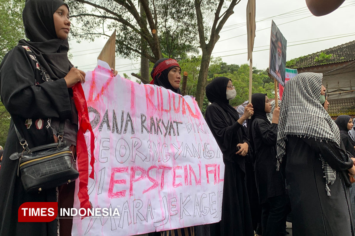 Puluhan Massa di Bondowoso Demo Minta Pemerintah Tinjau Ulang Indonesia Gabung BoP