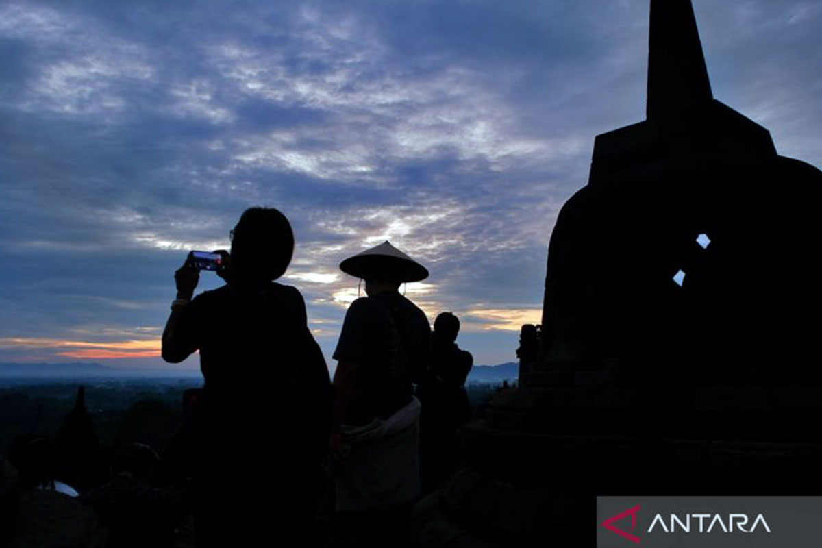 Promo Imlek 2026: Nikmati Sunrise dan Sunset di Puncak Candi Borobudur Hanya Rp350 Ribu