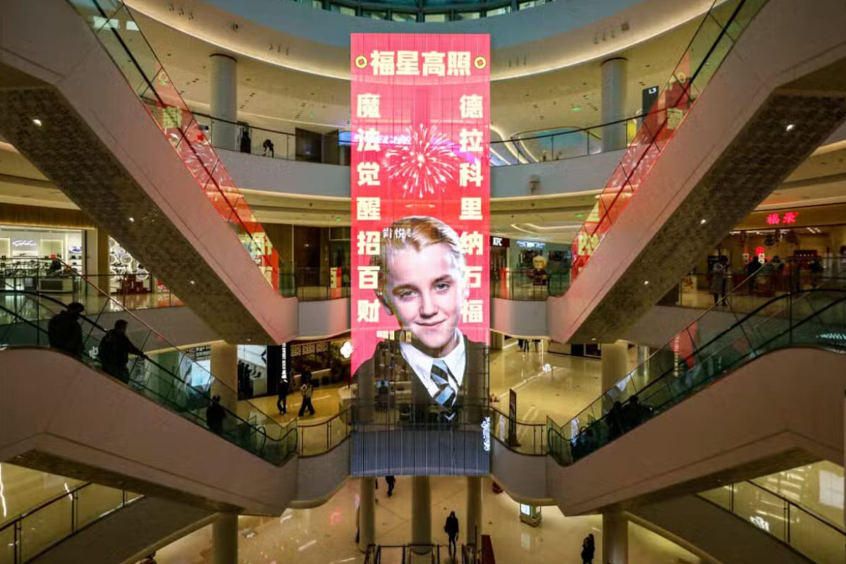 Draco Malfoy Jadi Maskot Imlek di China