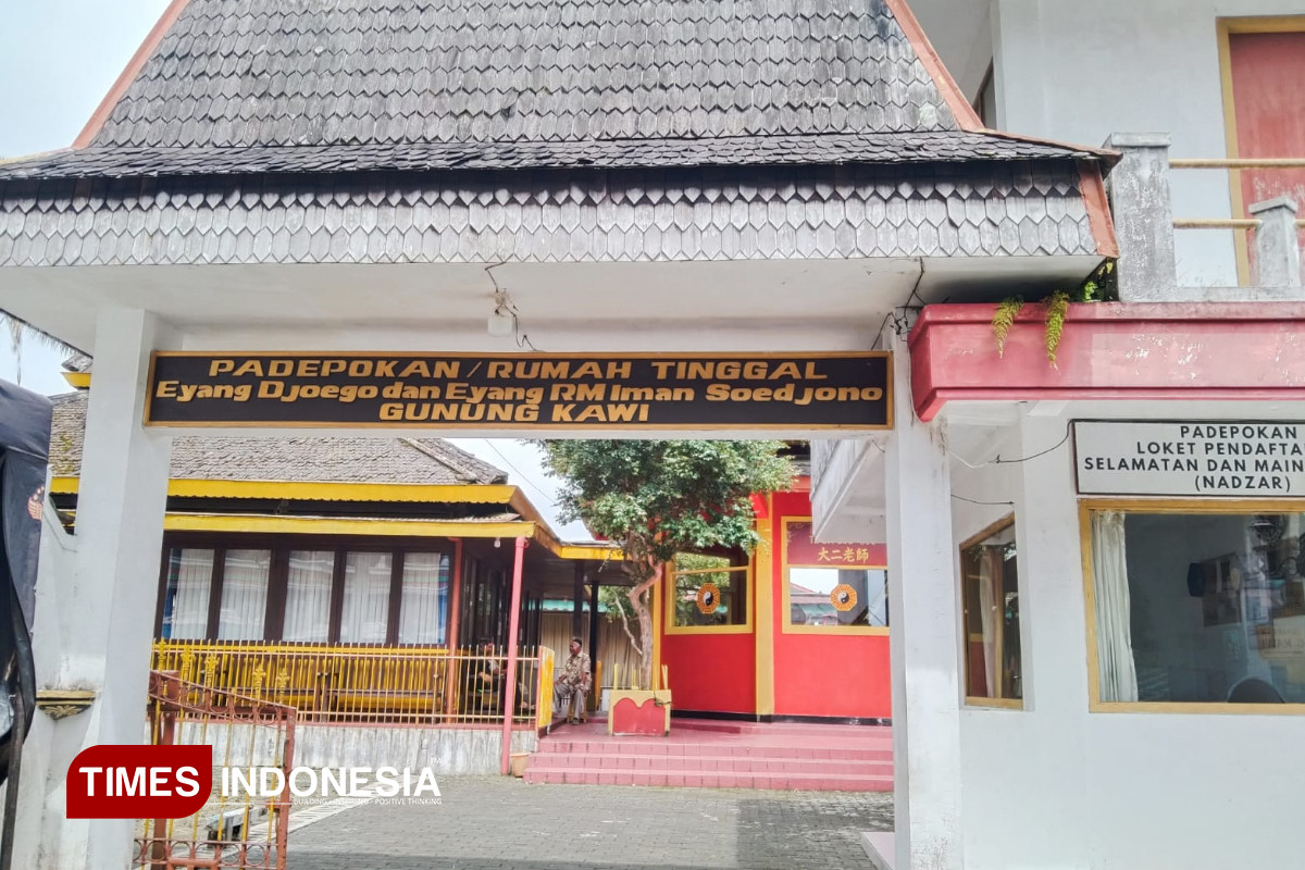 Pesarean-Gunung-Kawi-2.jpg