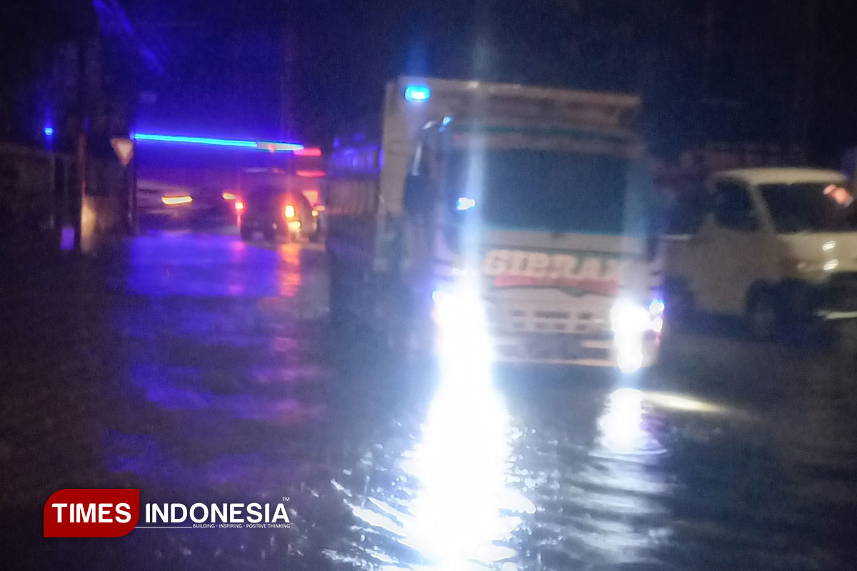 Banjir-melanda-Kabupaten-Probolinggo-b.jpg