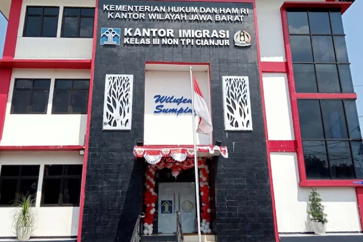 Langgar Aturan Izin Tinggal Investor, Imigrasi Cianjur Deportasi Warga Negara Arab Saudi