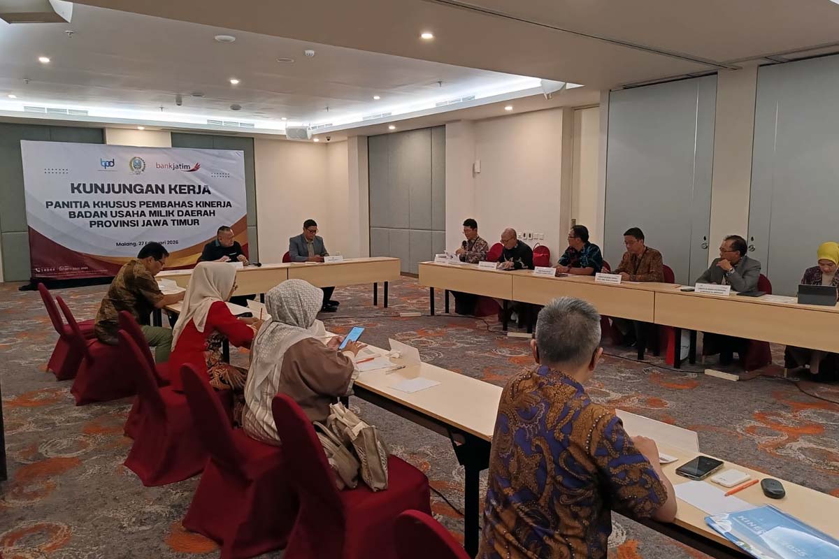 Investigasi Pansus BUMD DPRD Jatim: Wacana Sinergi Bank Jatim dan Bank UMKM