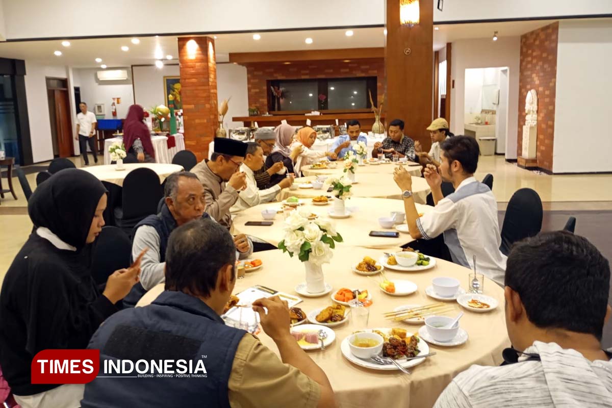 Pererat Silaturahmi dengan Awak Media, UWG Malang Gelar Buka Bersama