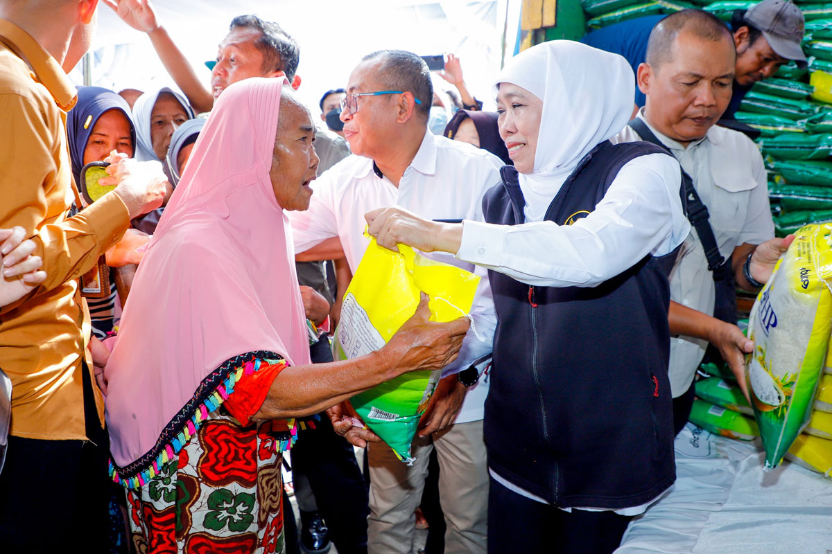 Gubernur-Khofifah-b.jpg