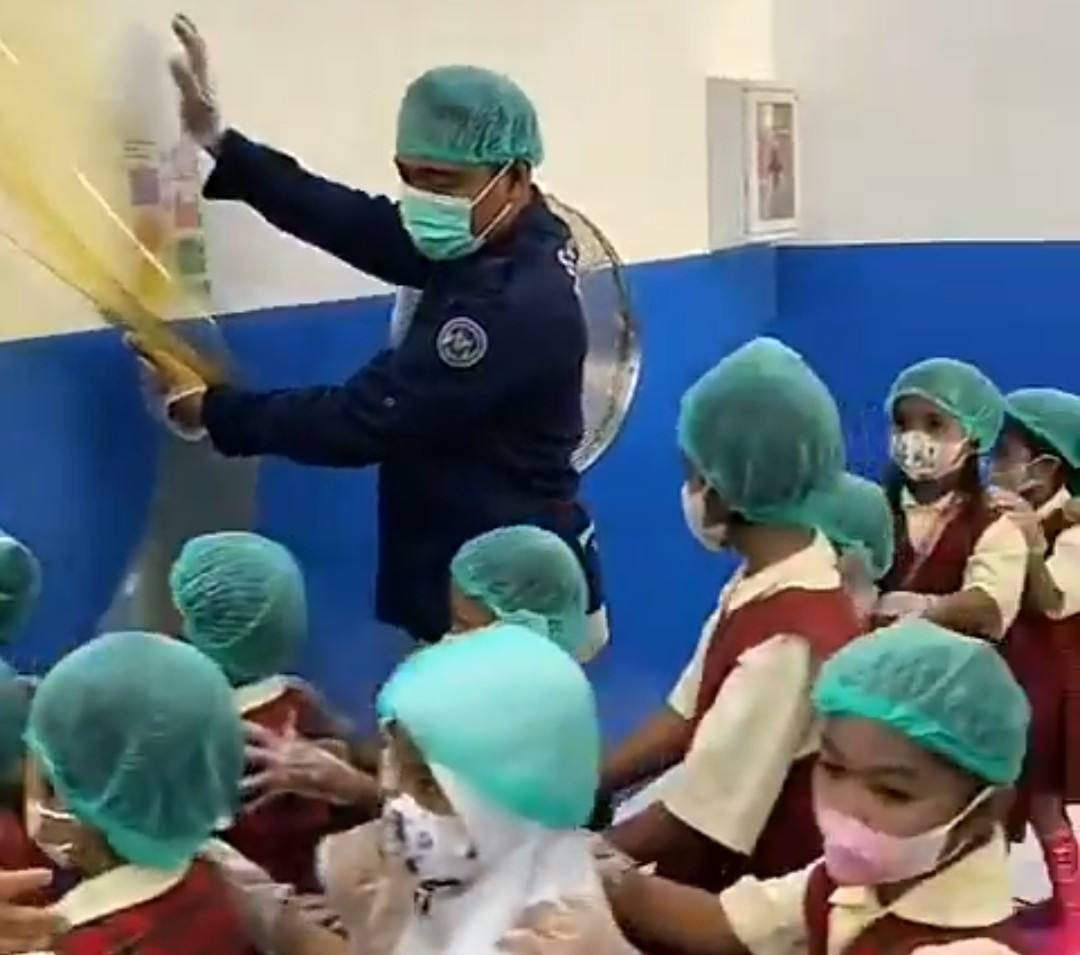 Ketika Dapur MBG di Kota Malang Jadi Wisata Edukasi, Siswa pun Belajar Gizi dari Asap Makanan